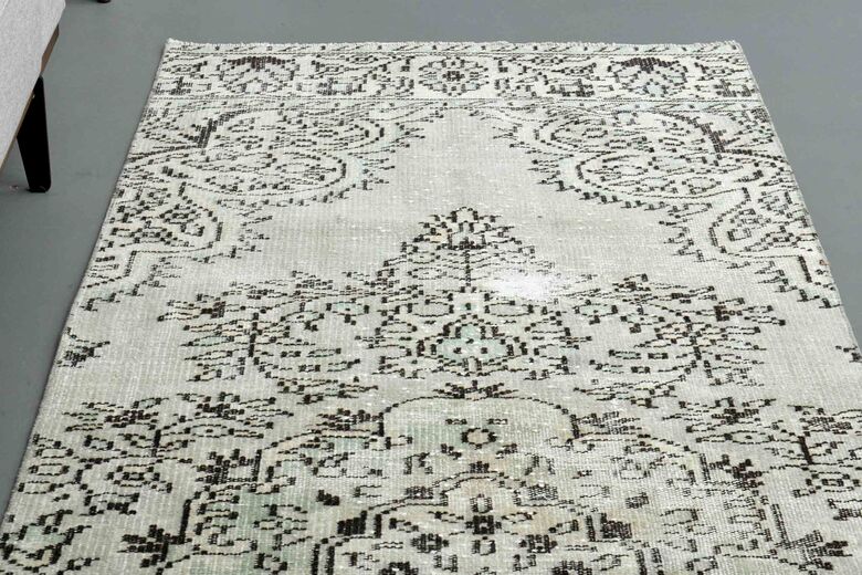 Beige Oriental Vintage Runner