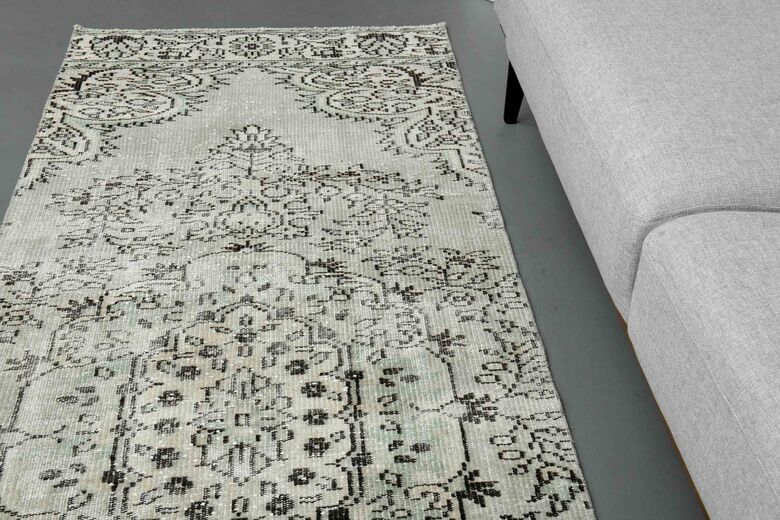 Beige Oriental Vintage Runner