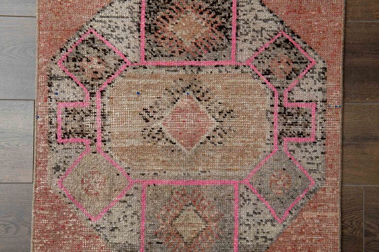 Faded Pink Vintage Runner