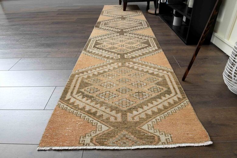 Geometric Orange Vintage Runner