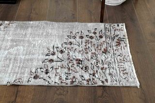 Oriental Vintage Runner Rug - Thumbnail