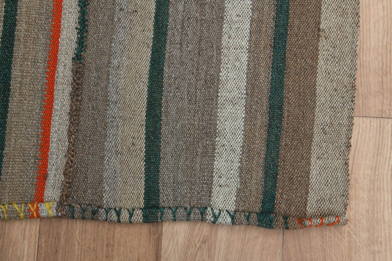 5x8, Hand Knotted Vintage Rug