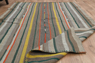 5x8, Hand Knotted Vintage Rug - Thumbnail