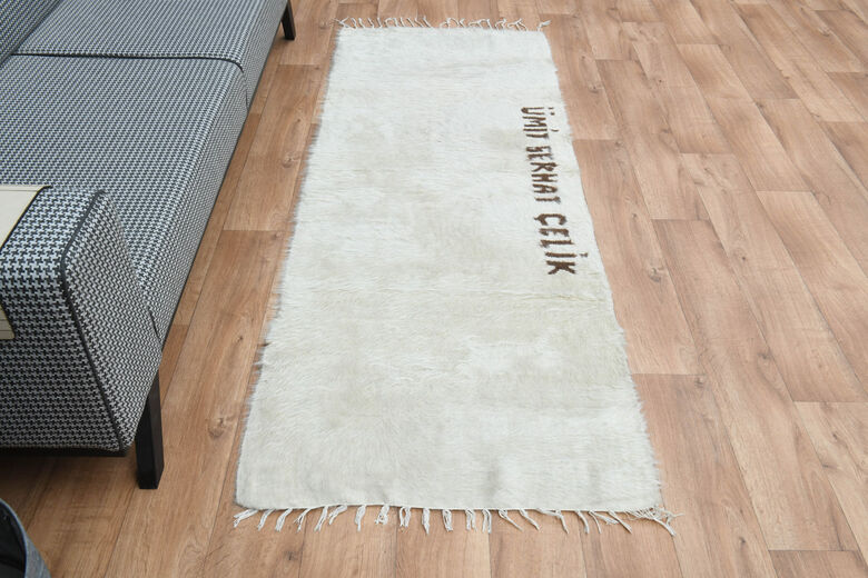 Special Wool Vintage Kilim Runner