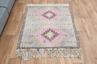 4x6, Rare Design Vintage Kilim Rug - Thumbnail