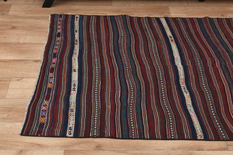 Striped Pattern Vintage Kilim Rug