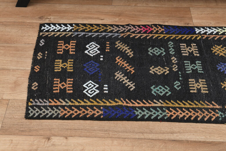 2x6, Flatweave Vintage Kilim Runner