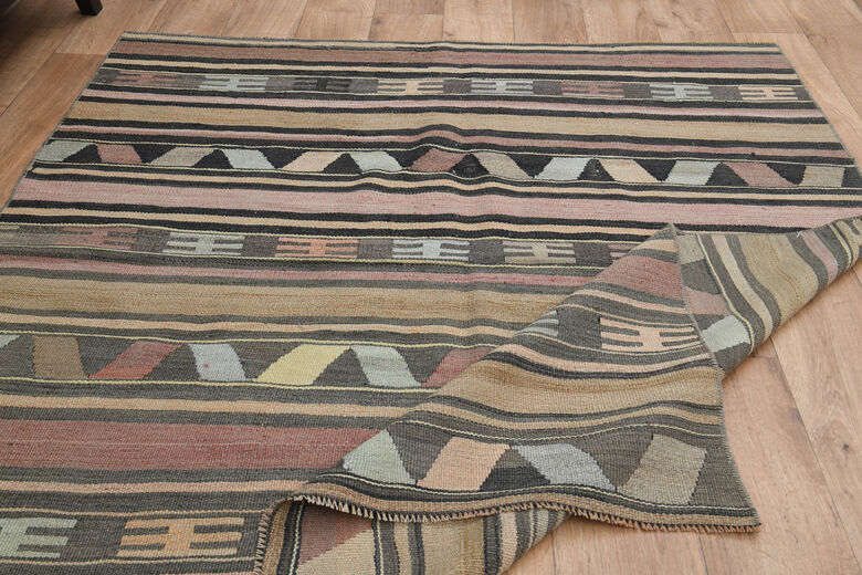 5x6, Handmade Vintage Kilim