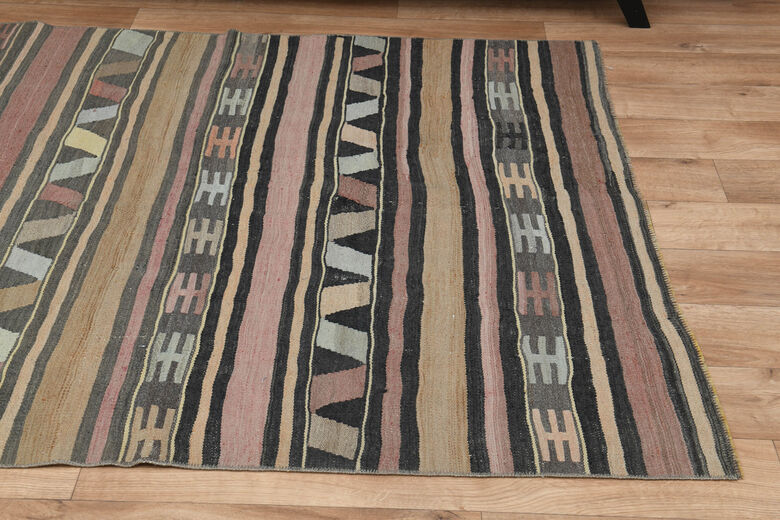 5x6, Handmade Vintage Kilim