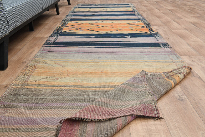 4x13, Wide Wool Vintage Runner