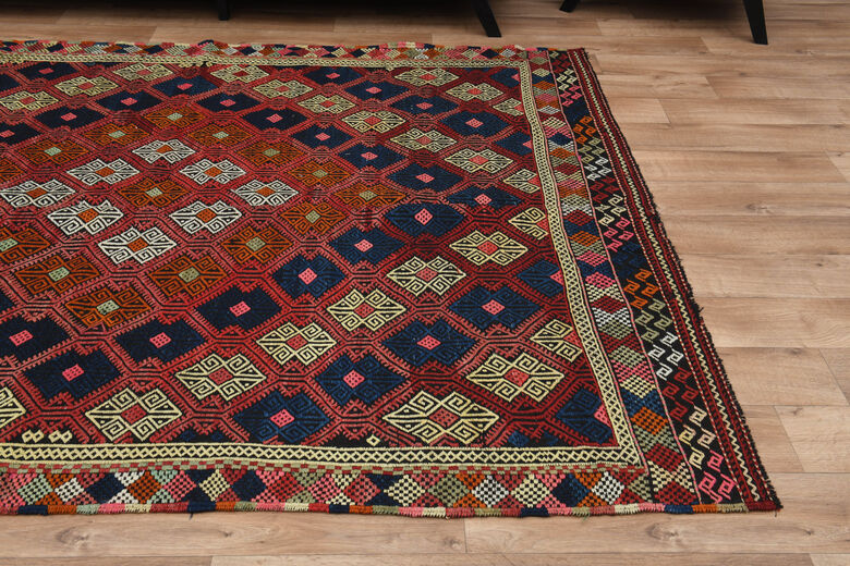 Interior Designer Vintage Kilim Rug