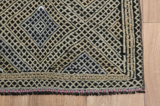 Farmhouse Decor Turkish Kilim Rug - Thumbnail