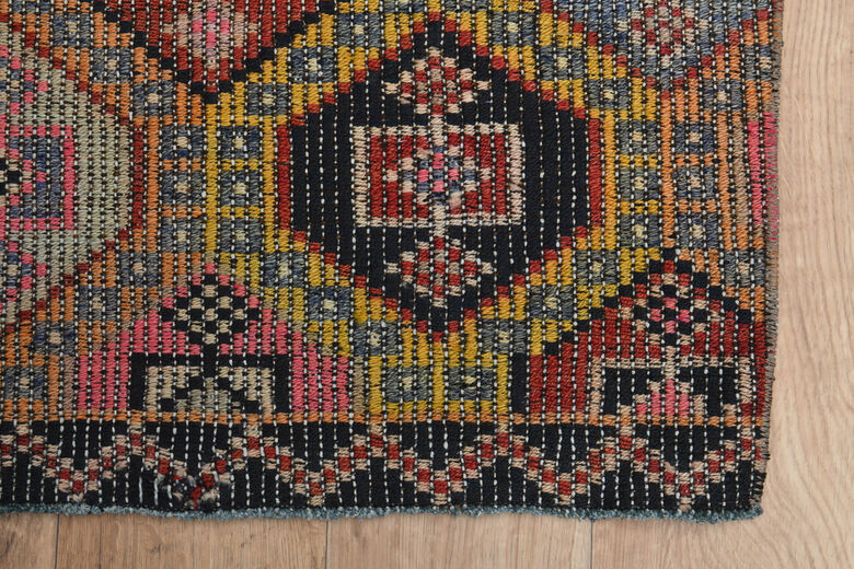 5x8, Washable Turkish Kilim Rug