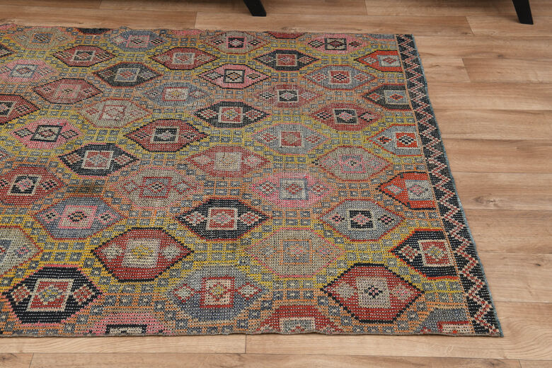 5x8, Washable Turkish Kilim Rug