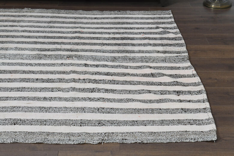 6x8, White Gray Flatweave Antique Kilim