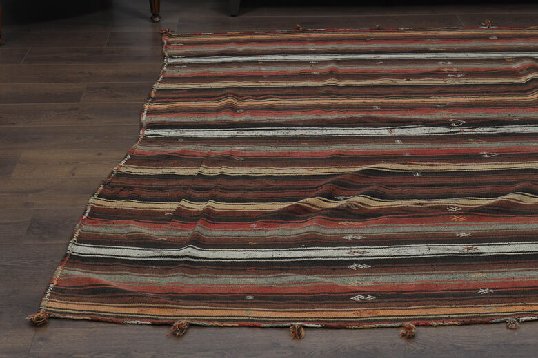 7x9, Rare Design Vintage Kilim Rug