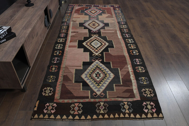 4x10, Geometric Style Vintage Runner