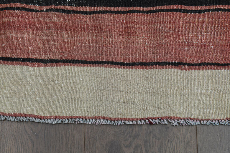 5x10, Wide Turkish Kilim Runner