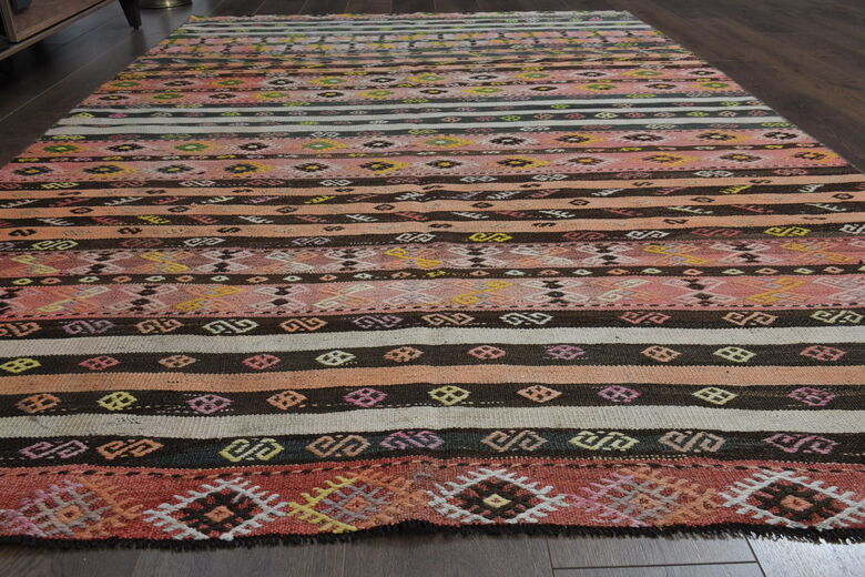 6x9, Handmade Vintage Kilim Runner