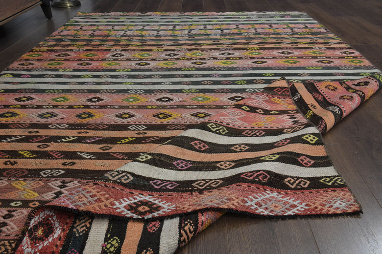 6x9, Handmade Vintage Kilim Runner