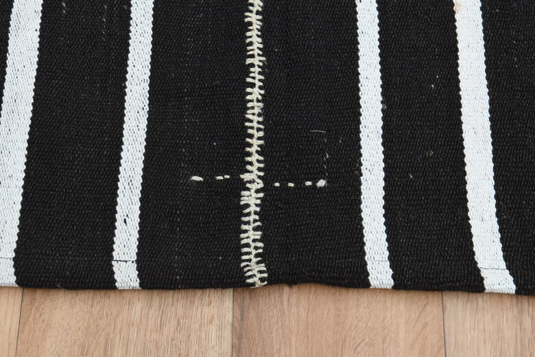 5x9, Striped Rustic Turkish Kilim Rug