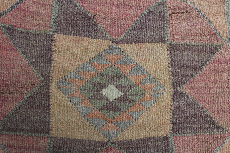 3x10, Faded Pink Vintage Runner