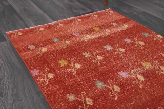 Ikat Vintage Area Rug - Thumbnail