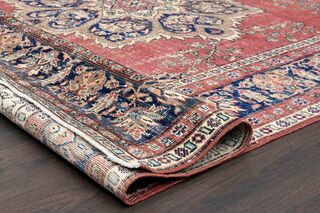 One of a Kind Vintage Turkish Rug - Thumbnail