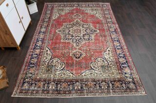 One of a Kind Vintage Turkish Rug - Thumbnail