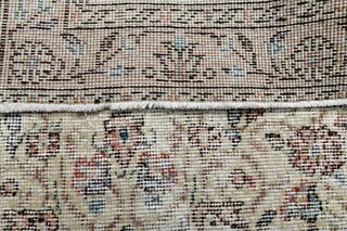 Minimalist Vintage Turkish Rug - Thumbnail