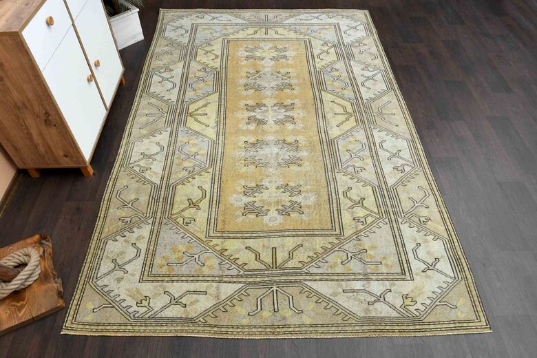 Tribal Vintage Rug