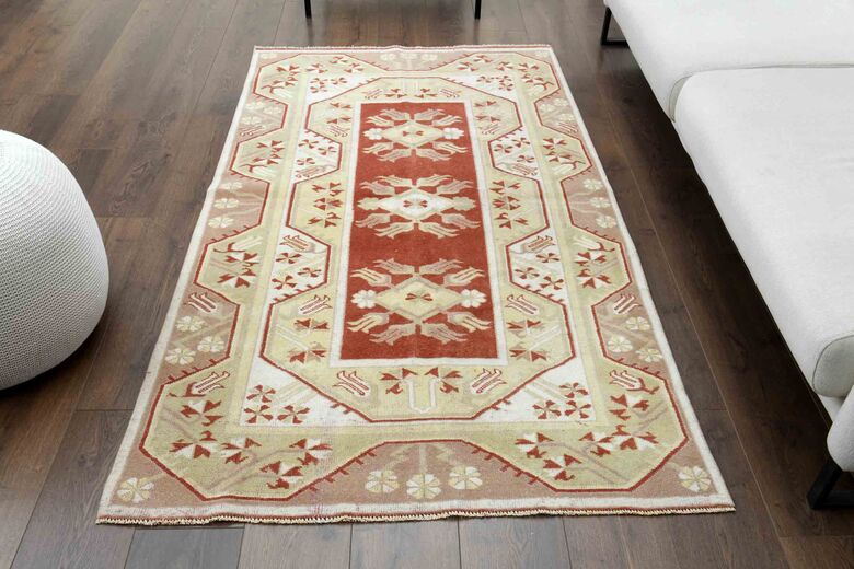 Farmhouse Decor Antique Oushak Rug