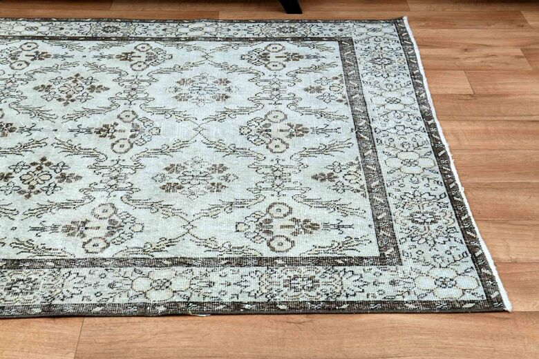 Room Decor Antique Rug