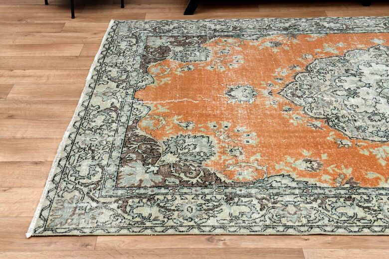 Original Vintage Oushak Rug