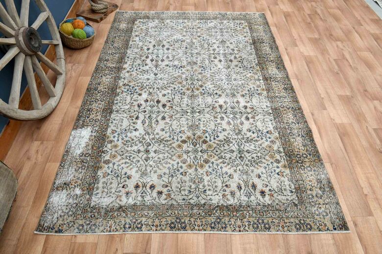 Wool Vintage Turkish Rug