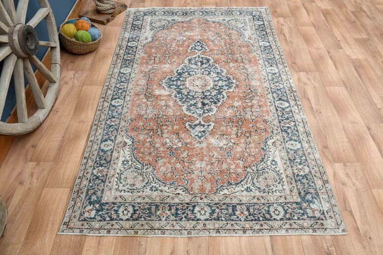 Handmade Vintage Turkish Rug