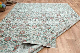 Room Decor Vintage Rug - Thumbnail