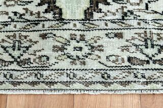 Home Decor Vintage Rug - Thumbnail