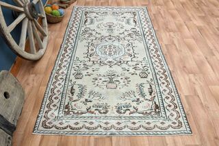 Interior Designer Vintage Rug - Thumbnail