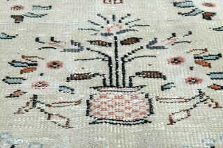 Interior Designer Vintage Rug - Thumbnail