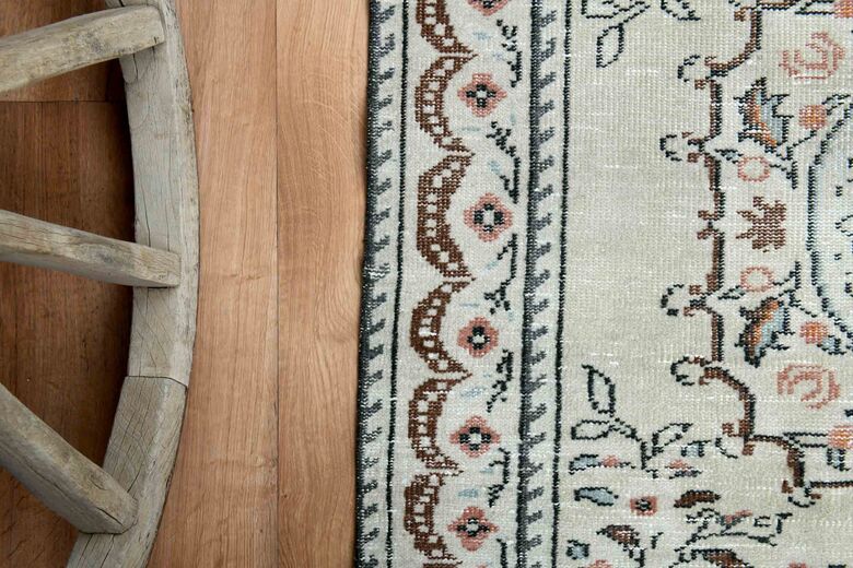 Interior Designer Vintage Rug