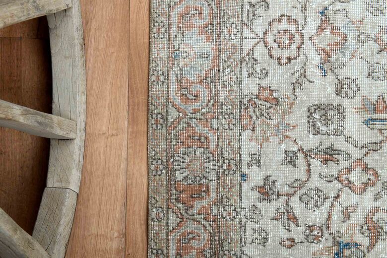 Anti-Allergenic Antique Turkish Rug