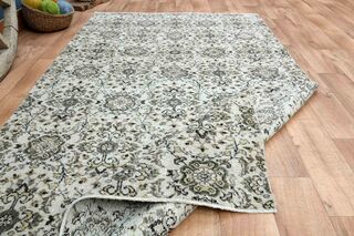 Retro Style Vintage Rug - Thumbnail