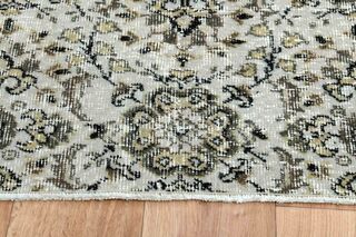 Retro Style Vintage Rug - Thumbnail