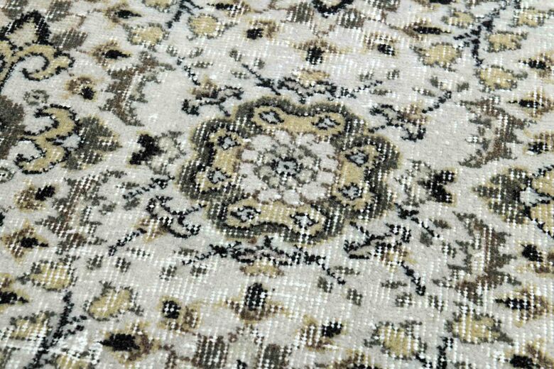 Retro Style Vintage Rug