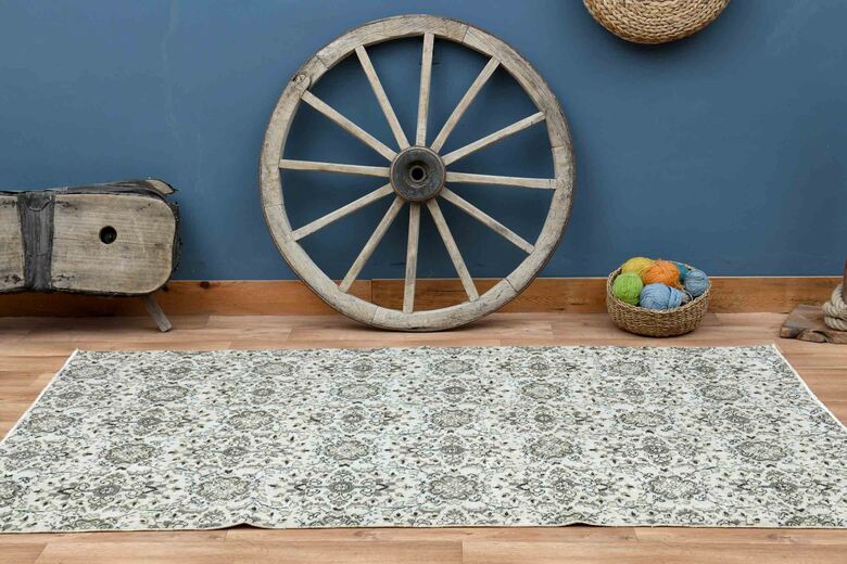 Retro Style Vintage Rug