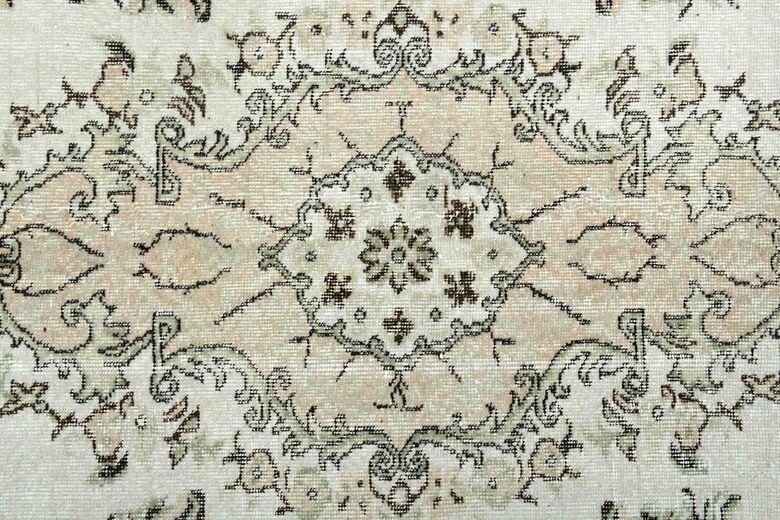 Handmade Antique Rug