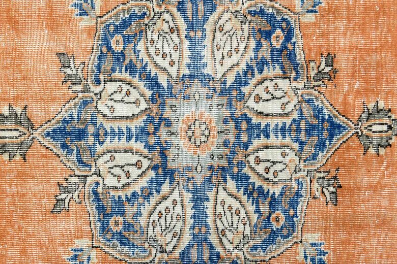 Special Vintage Oushak Rug