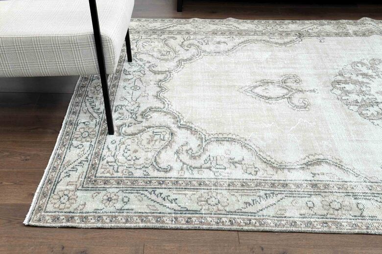 Farmhouse Decor Vintage Rug