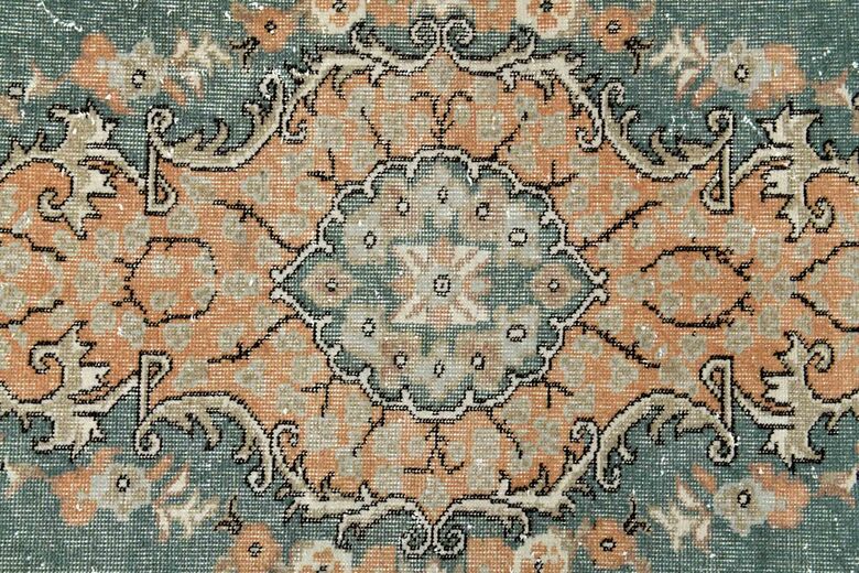 Special Hand Woven Vintage Turkish Rug